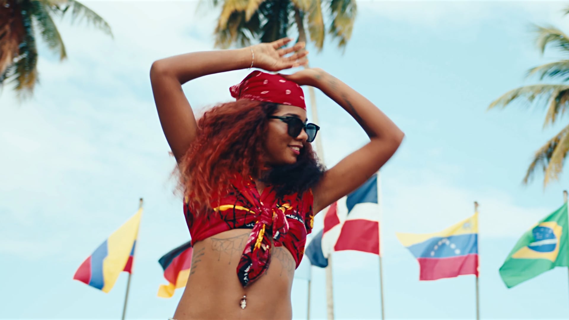 A scene from the Touch Me music video